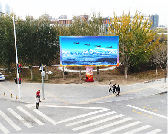 正安户外大屏广告投放要点。